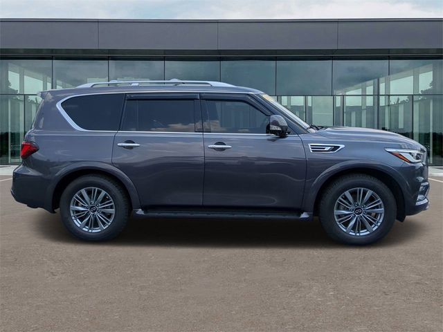 2023 INFINITI QX80 Luxe