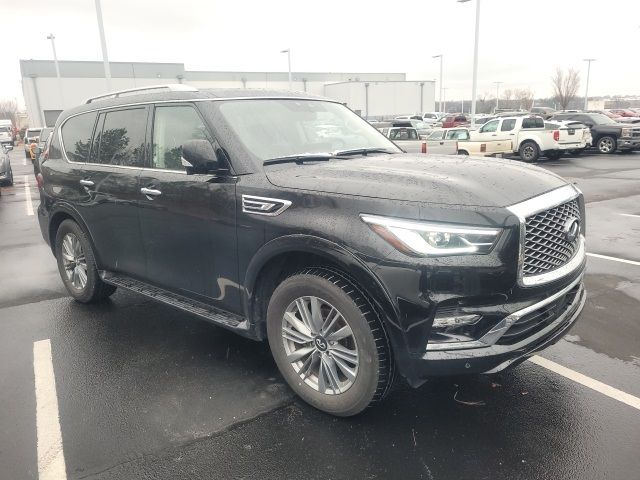 2023 INFINITI QX80 Luxe