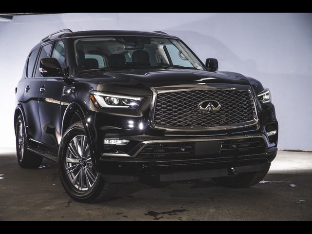 2023 INFINITI QX80 Luxe