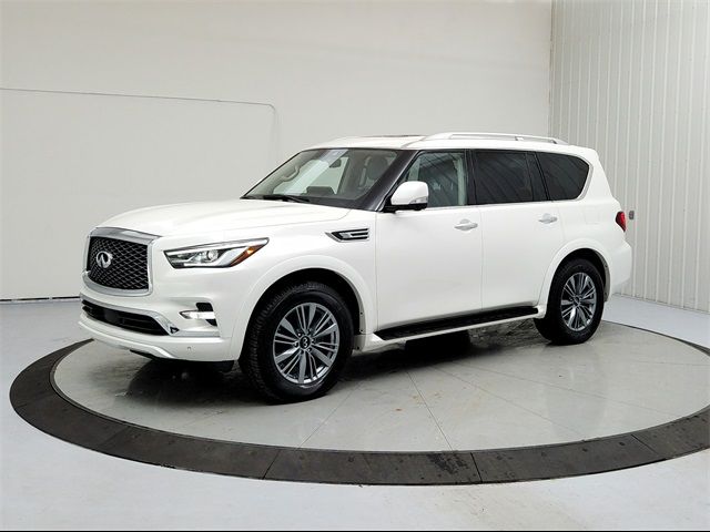 2023 INFINITI QX80 Luxe