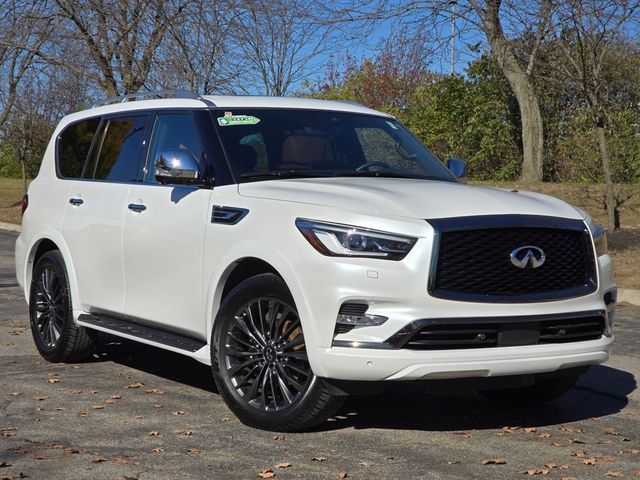 2023 INFINITI QX80 Luxe