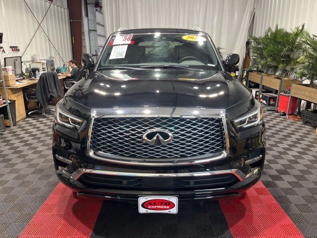 2023 INFINITI QX80 Luxe