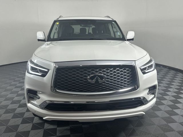 2023 INFINITI QX80 Luxe