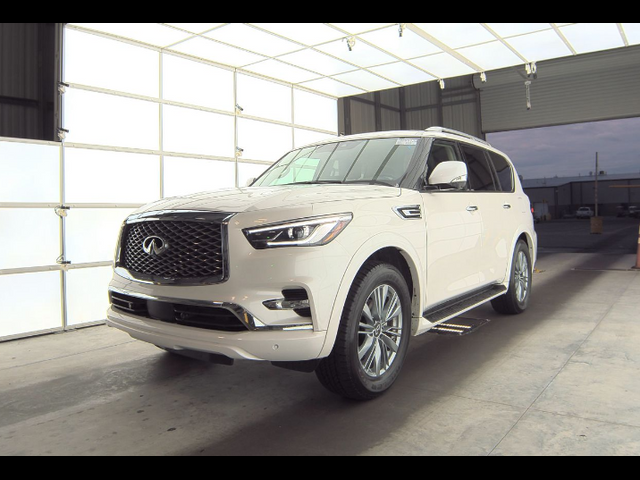 2023 INFINITI QX80 Luxe