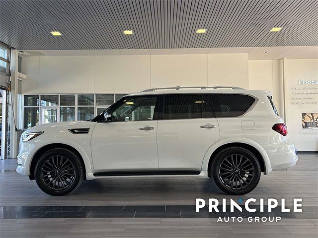 2023 INFINITI QX80 Premium Select