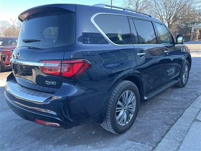 2023 INFINITI QX80 Luxe