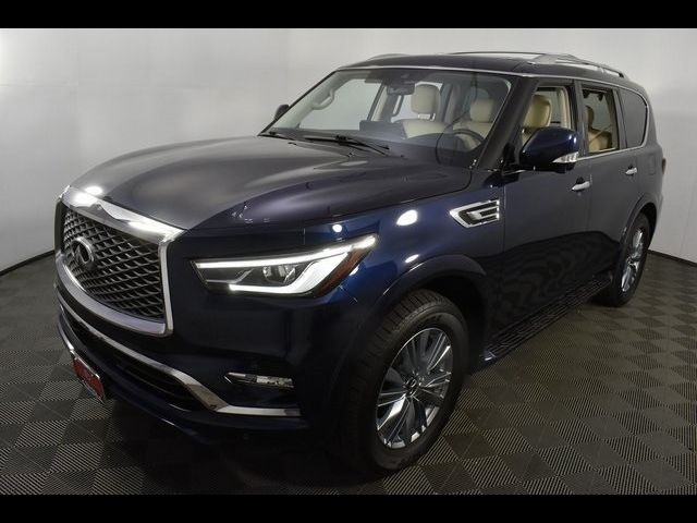 2023 INFINITI QX80 Luxe