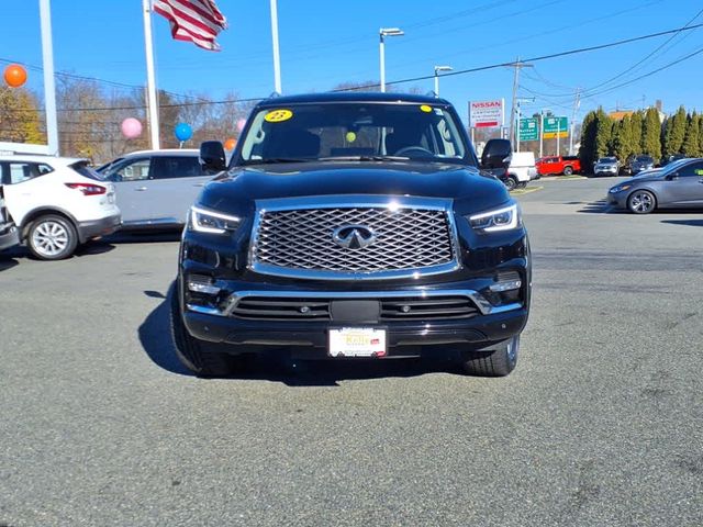 2023 INFINITI QX80 Luxe