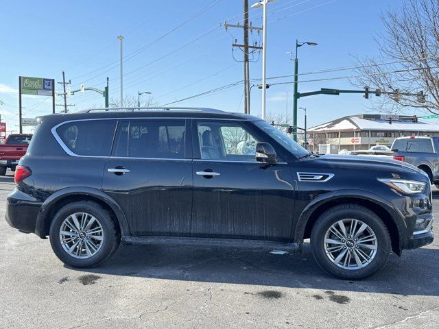 2023 INFINITI QX80 Luxe