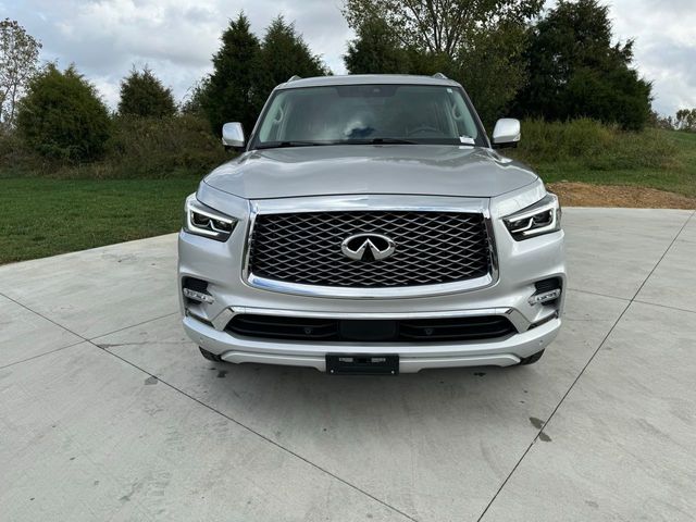 2023 INFINITI QX80 Luxe