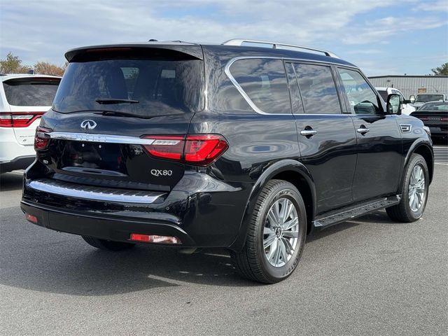 2023 INFINITI QX80 Luxe