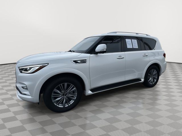 2023 INFINITI QX80 Luxe