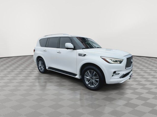 2023 INFINITI QX80 Luxe