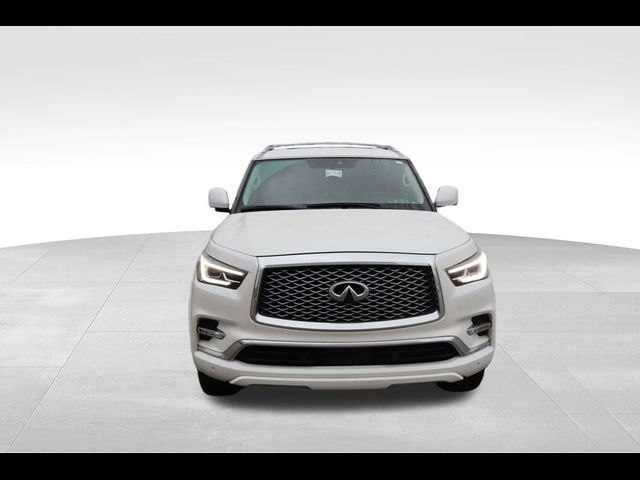 2023 INFINITI QX80 Luxe