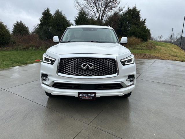 2023 INFINITI QX80 Luxe