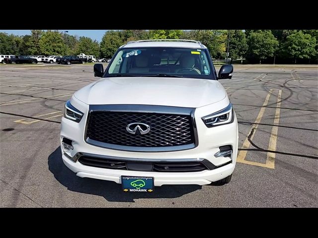 2023 INFINITI QX80 Premium Select