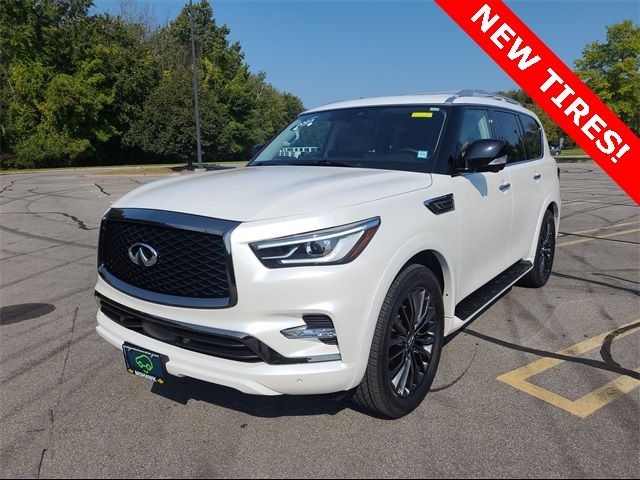 2023 INFINITI QX80 Premium Select