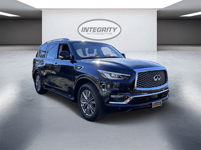 2023 INFINITI QX80 Luxe