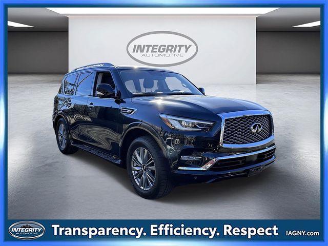 2023 INFINITI QX80 Luxe