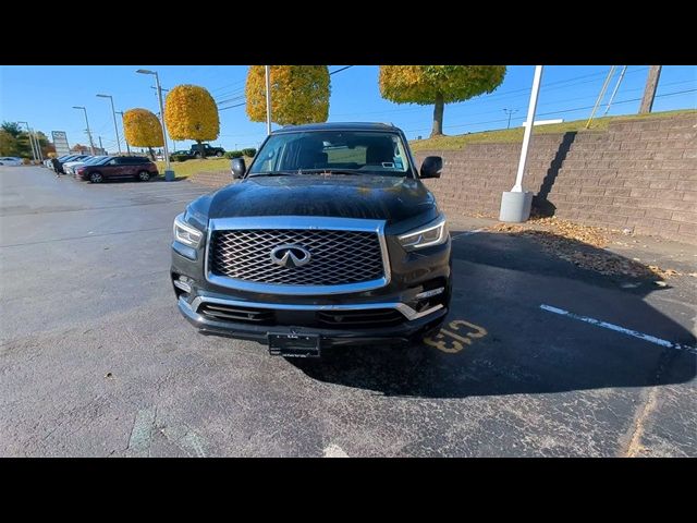 2023 INFINITI QX80 Luxe