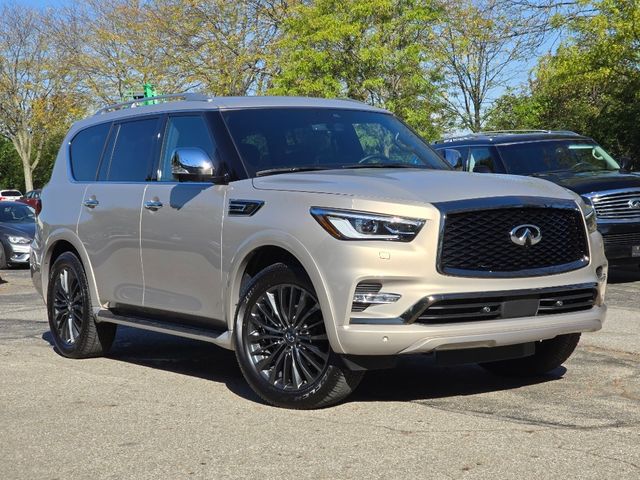 2023 INFINITI QX80 Luxe