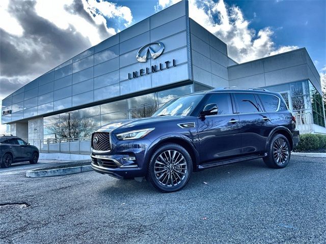 2023 INFINITI QX80 Premium Select