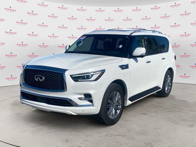 2023 INFINITI QX80 Luxe