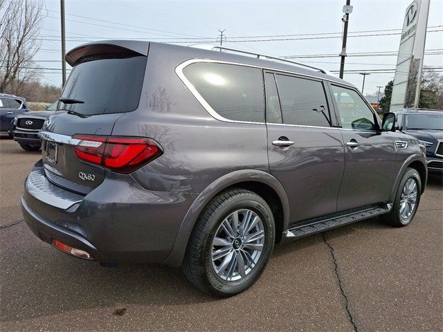 2023 INFINITI QX80 Luxe