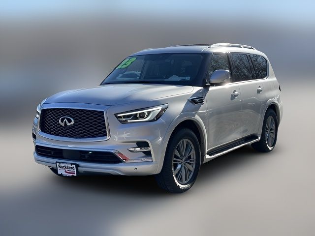 2023 INFINITI QX80 Luxe