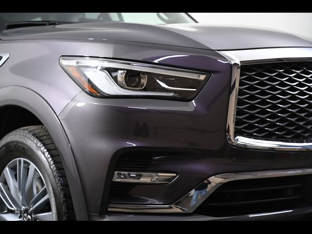 2023 INFINITI QX80 Luxe