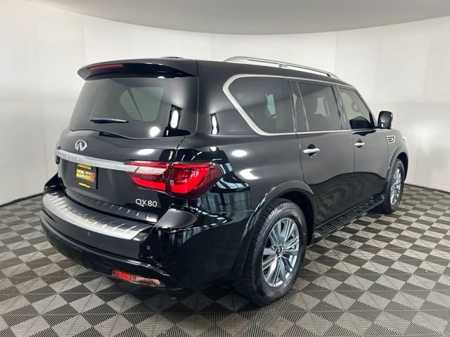 2023 INFINITI QX80 Luxe