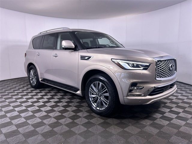 2023 INFINITI QX80 Luxe