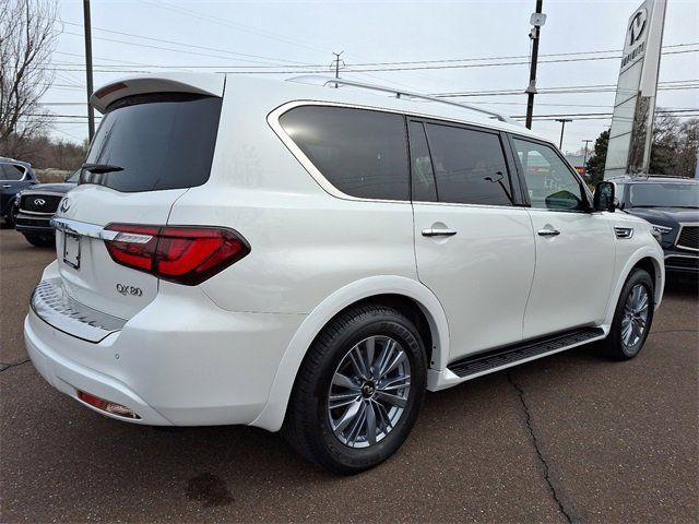 2023 INFINITI QX80 Luxe