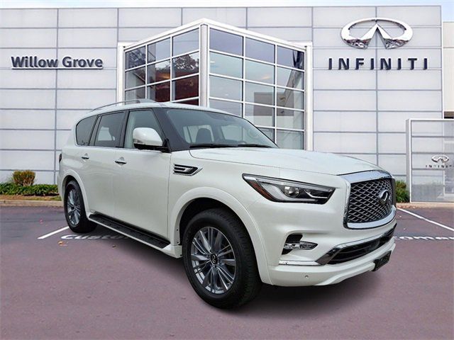 2023 INFINITI QX80 Luxe