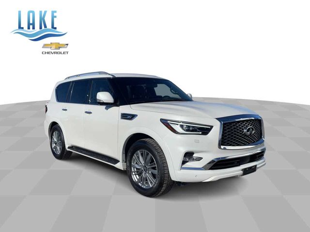 2023 INFINITI QX80 Luxe