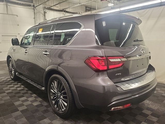 2023 INFINITI QX80 Luxe