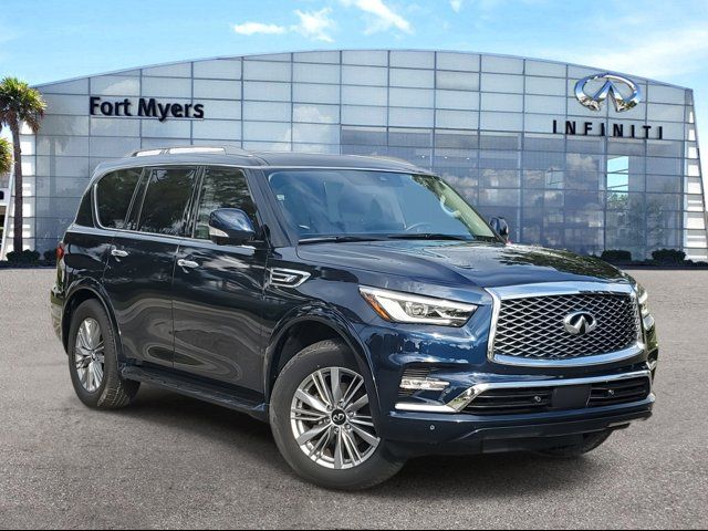 2023 INFINITI QX80 Luxe