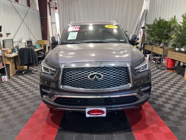 2023 INFINITI QX80 Luxe