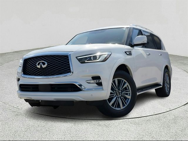 2023 INFINITI QX80 Luxe