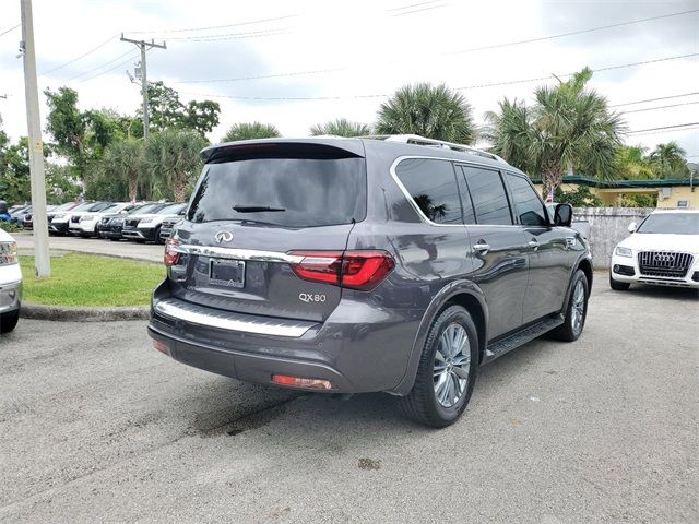 2023 INFINITI QX80 Luxe