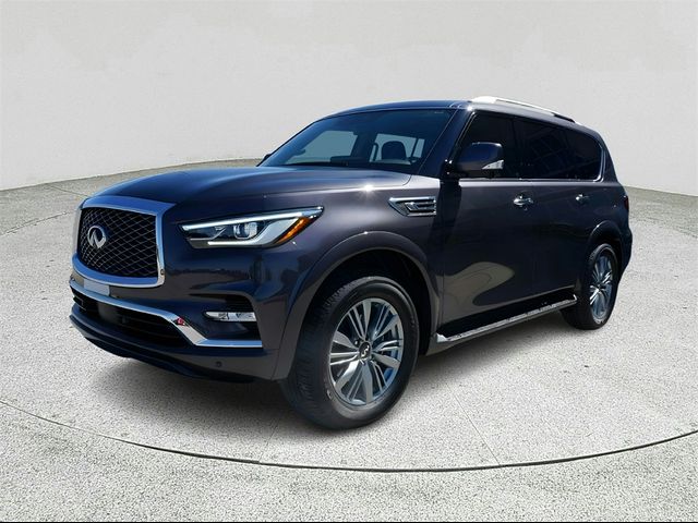 2023 INFINITI QX80 Luxe