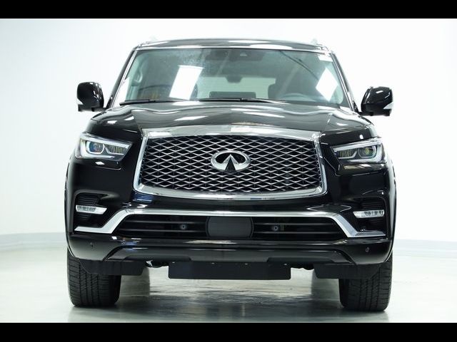 2023 INFINITI QX80 Luxe