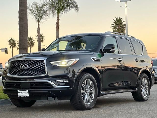 2023 INFINITI QX80 Luxe