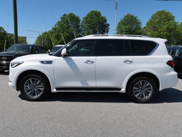 2023 INFINITI QX80 Luxe