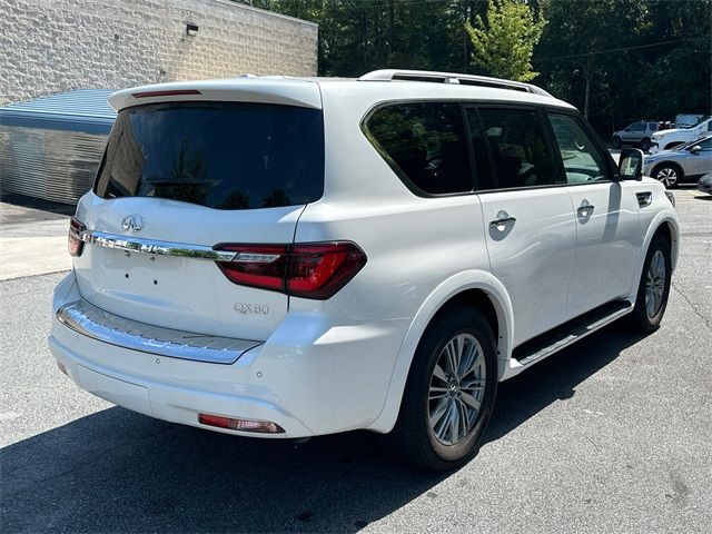 2023 INFINITI QX80 Luxe