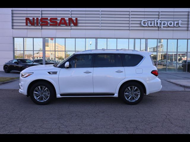 2023 INFINITI QX80 Luxe