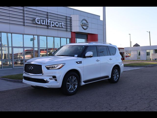 2023 INFINITI QX80 Luxe