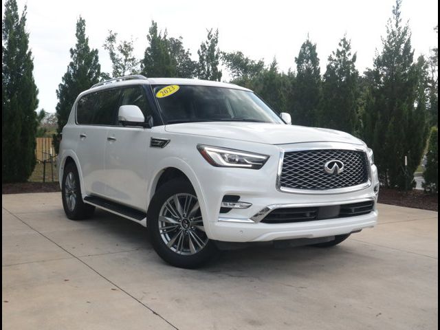 2023 INFINITI QX80 Luxe