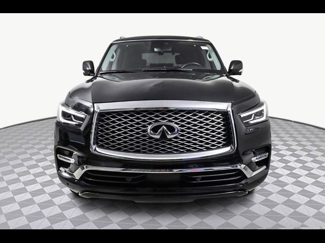 2023 INFINITI QX80 Luxe