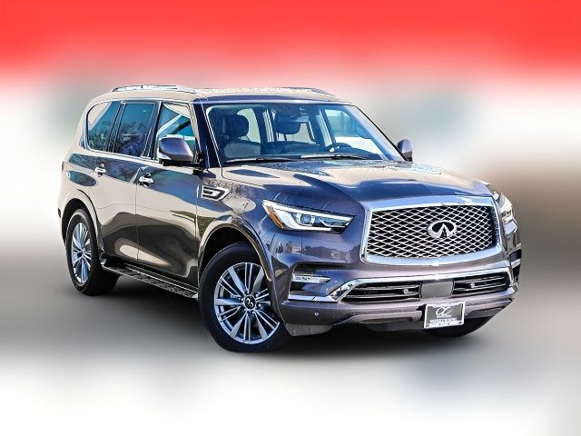 2023 INFINITI QX80 Luxe